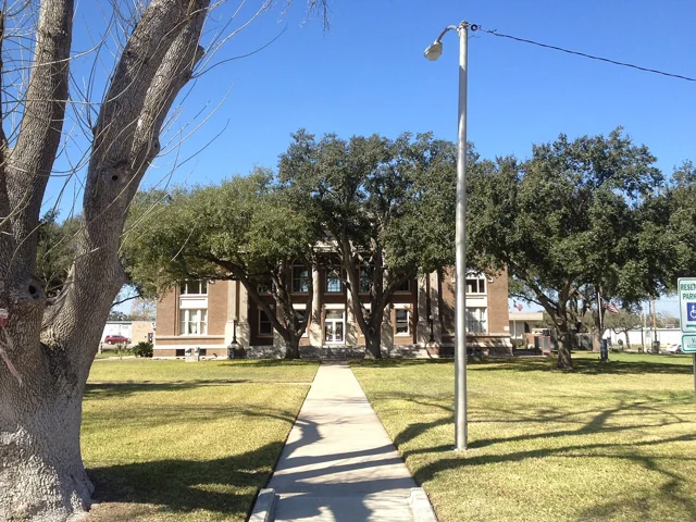 Brooks County courthouse reference photograph