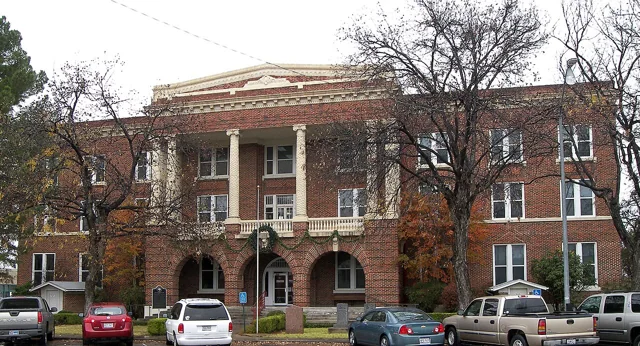 Brown County courthouse reference photograph