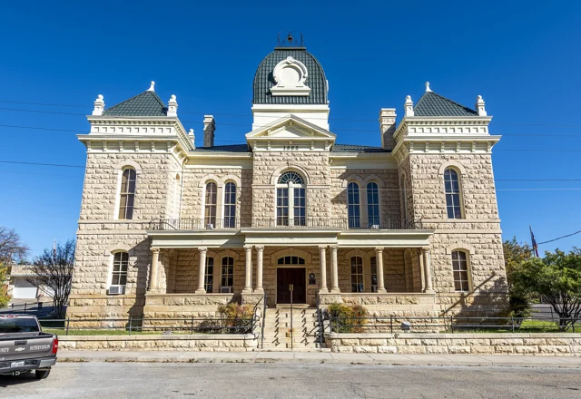 Crockett County courthouse reference photograph
