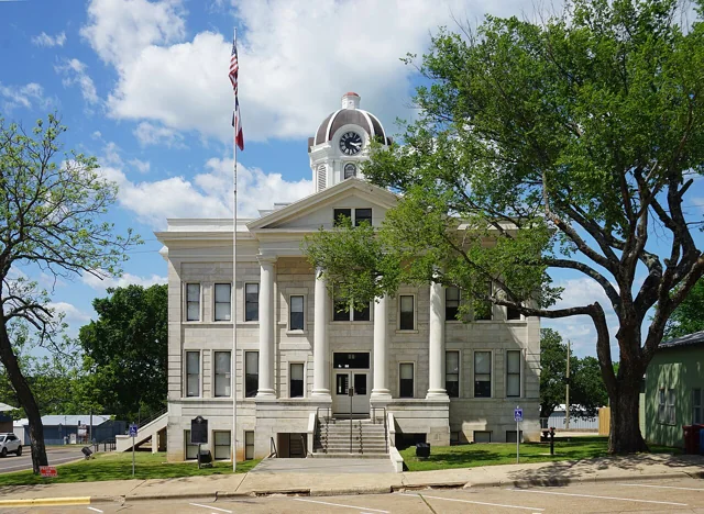 Franklin County courthouse reference photograph