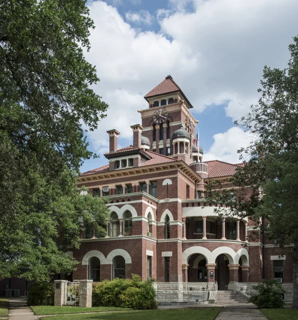 Gonzales County courthouse reference photograph