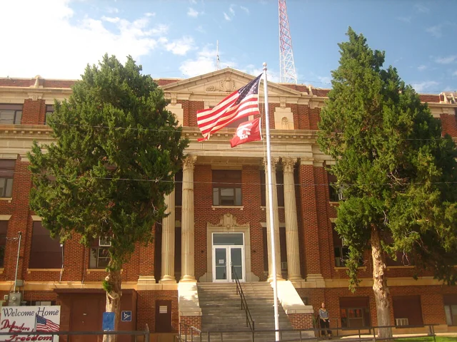 Hall County courthouse reference photograph