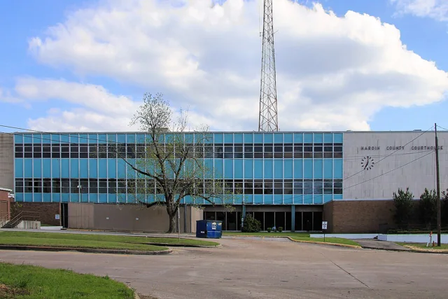 Hardin County courthouse reference photograph