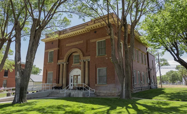 Hartley County courthouse reference photograph