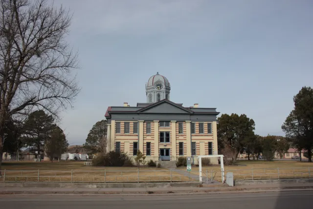 Jeff Davis County courthouse reference photograph