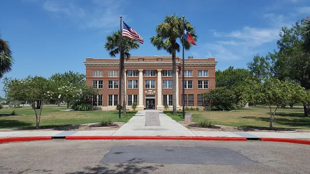 Kenedy County courthouse reference photograph