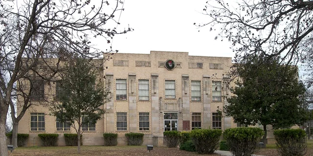 Kimble County courthouse reference photograph