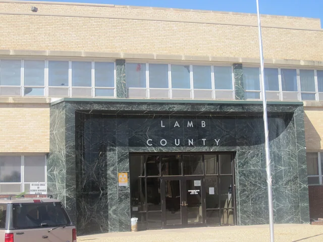 Lamb County courthouse reference photograph