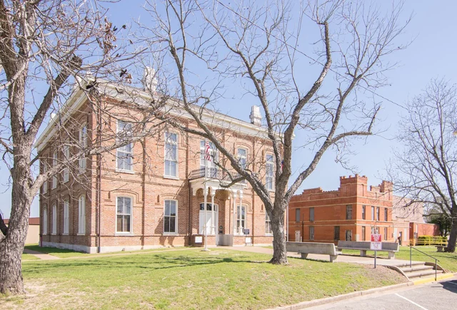 Leon County courthouse reference photograph
