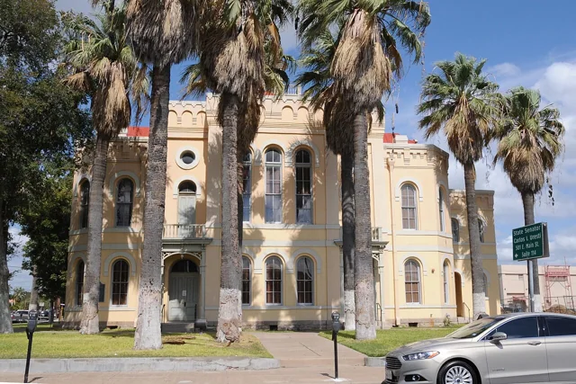 Maverick County courthouse reference photograph