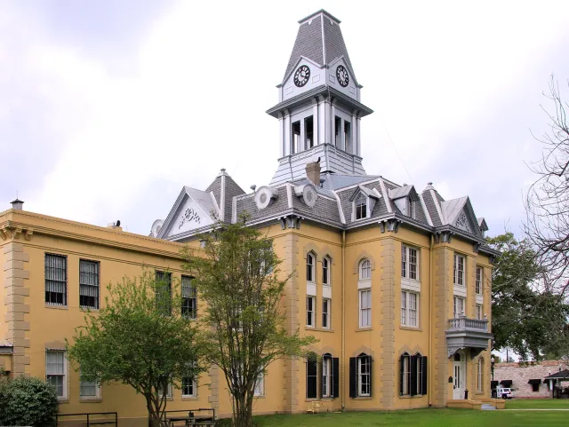 Newton County courthouse reference photograph
