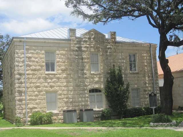 Real County courthouse reference photograph