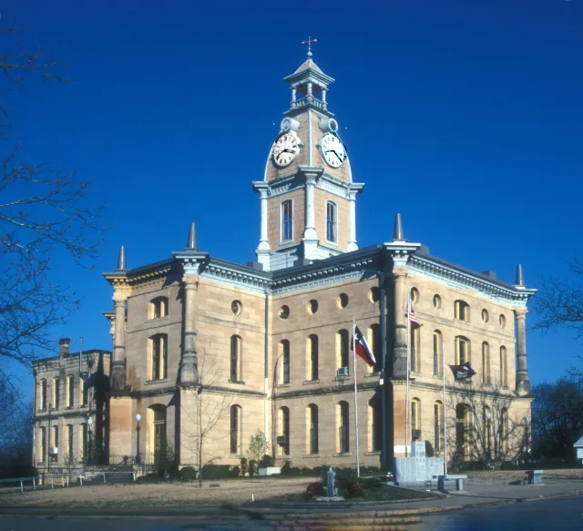 Red River County courthouse reference photograph
