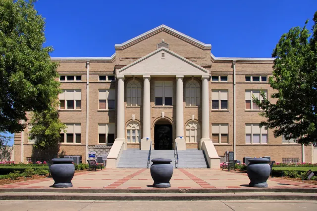 San Jacinto County courthouse reference photograph