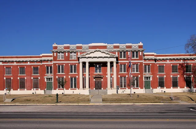 Trinity County courthouse reference photograph