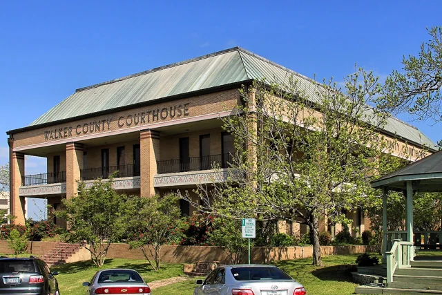 Walker County courthouse reference photograph