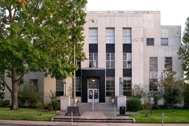 Washington County courthouse reference photograph